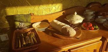 Фото номера Семейный люкс Проживание в семье Parila Home Stay г. Parila 6