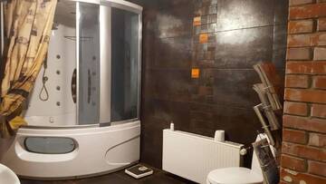 Фото номера Семейный люкс Проживание в семье Parila Home Stay г. Parila 7