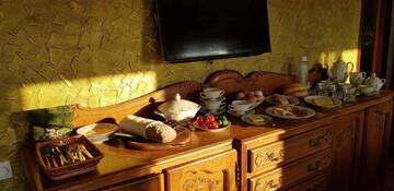 Фото номера Семейный люкс Проживание в семье Parila Home Stay г. Parila 5